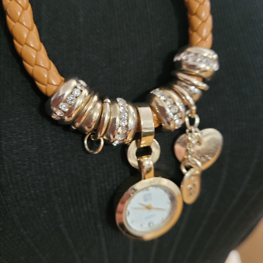 Charm watch - Picture 7 of 9